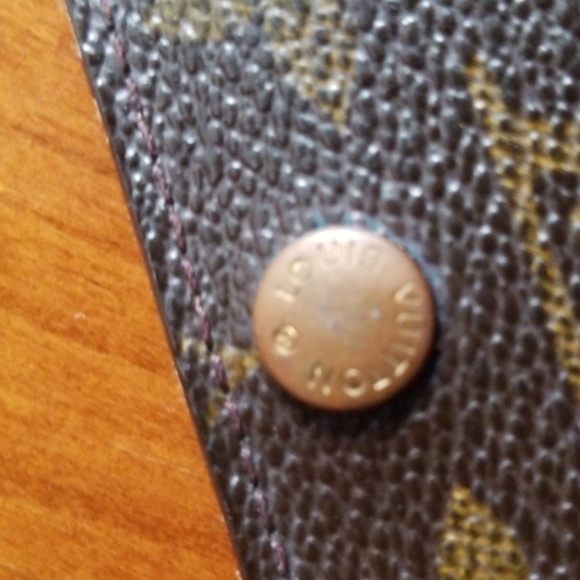 Louis Vuitton 6 Key Case - Picture 5 of 6